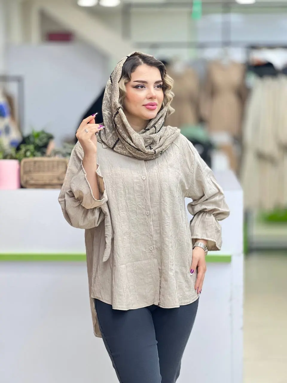 مانتو آترین
